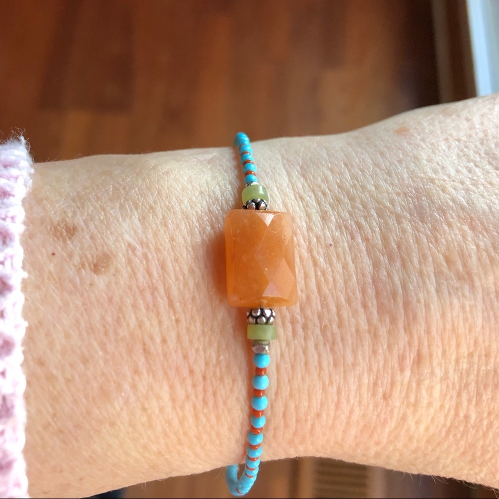 Stone and bead single strand bracelet